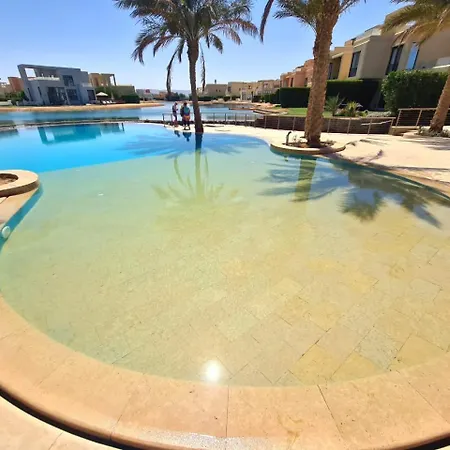 Zee Haven Hotel